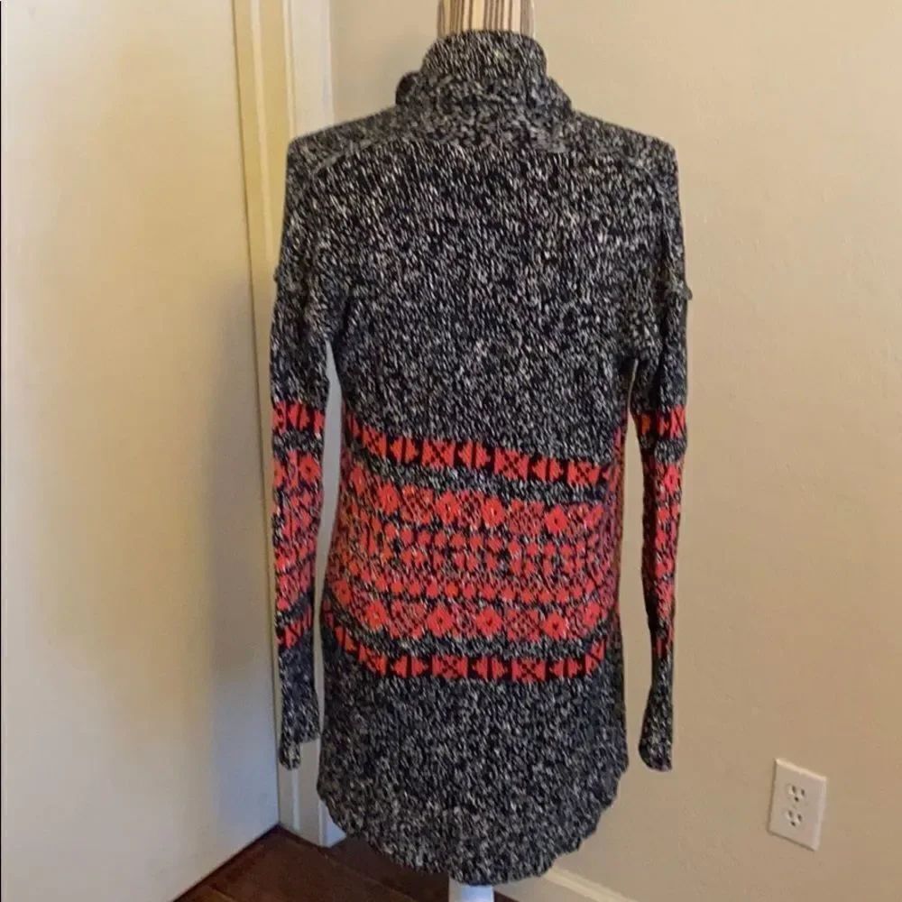Express Multi Print Cardigan Open Style Sweater - Picture 3 of 8